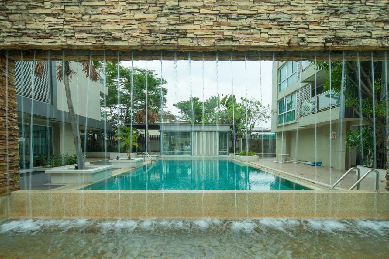 Double Trees Residence Bangkok Exterior photo
